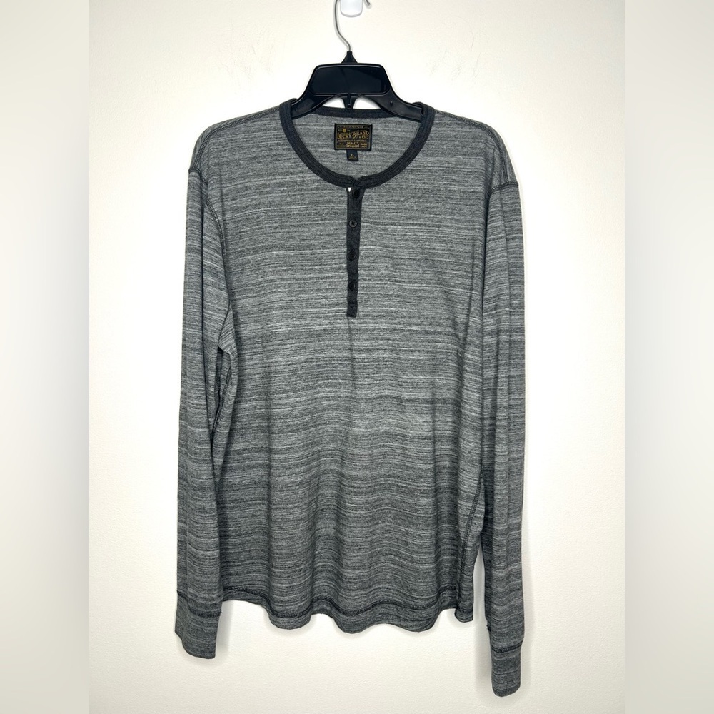 Lucky Brand Men's Long Sleeve Henley Top XL Heathered Gray Casual Preppy Neutral